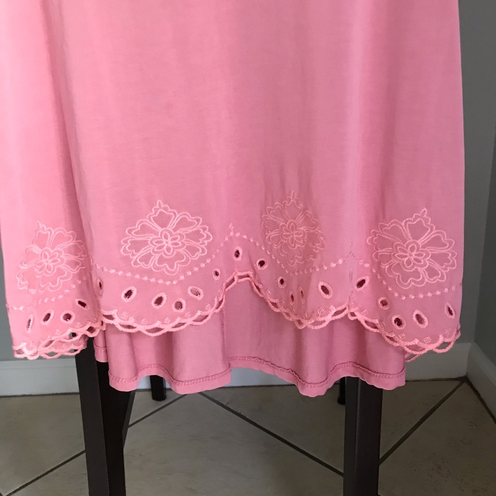 Francesca’s Top - Picture 3 of 4